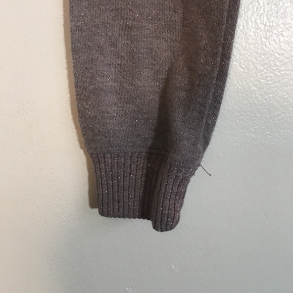 Disney Pocahontas purple metallic cropped sweatshirt size Small oversized - Picture 4 of 10